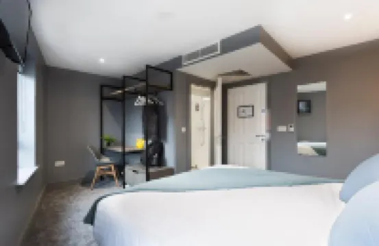 Bank Square Townhouse โรงแรมใกล้Belfast Central Railway Station