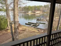 4-bedroom lakefront house with private dock
