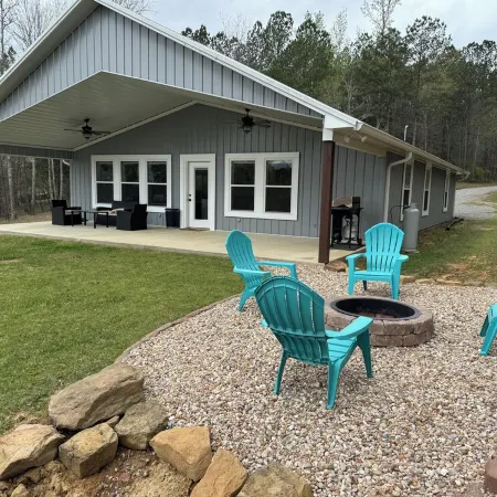 4 Bedroom 3 Bath Lakefront Home with Private Dock, Secluded, Lewis Smith Lake