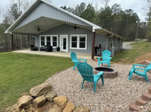 4 Bedroom 3 Bath Lakefront Home with Private Dock, Secluded, Lewis Smith Lake