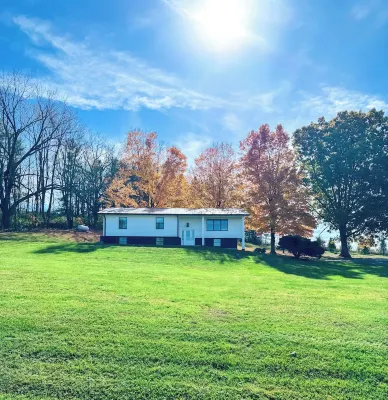 Charming 3-bedroom house with AC and WiFi in the Hocking Hills