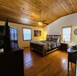 Rosen Retreat - Innsbruck Golf Community - Downtown Helen, GA