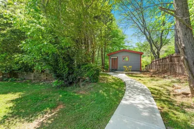 The Tiny Home Retreat