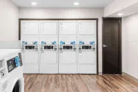 WoodSpring Suites Kansas City Airport Hôtels à : Pettis Township