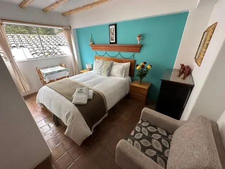 Parwa Guest House Отели рядом с достопримечательностью «Пляж Оллантайтамбо»