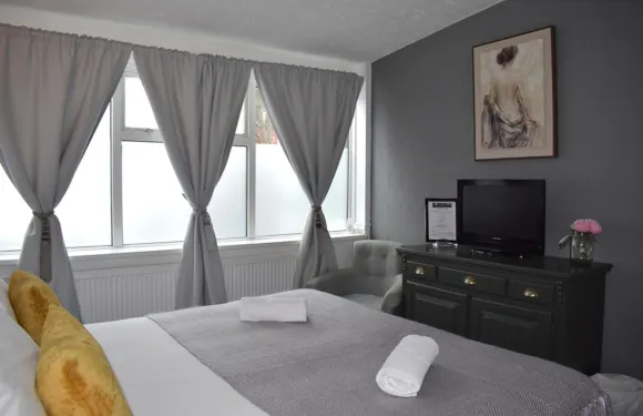 惠特本之家酒店