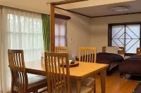 Tateshina Wanwan Paradise Cottage Hotels in Tateshina