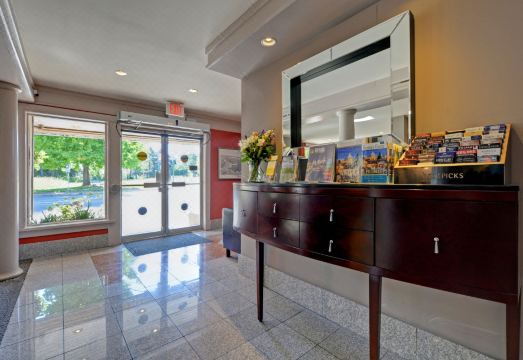 호텔 객실 내부