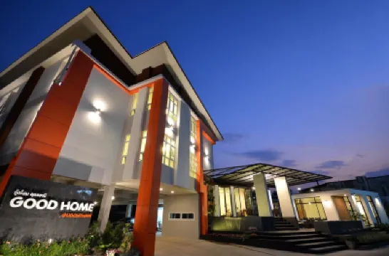 烏隆他尼良住酒店 鄰近Wat Matchimawat的酒店