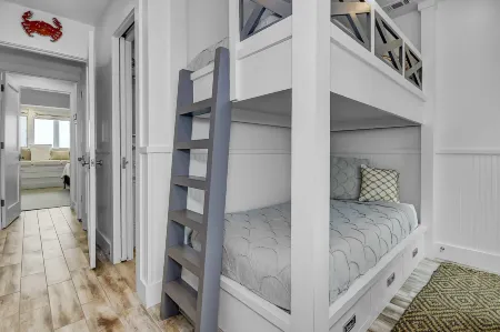 Beach and Gulf Views from the Center of Seaside! 2 Bedroom Condo by RedAwning