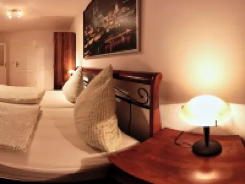 Balthasar Neumann Speiserei & Gästehaus - Zentrum Brühl -