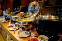 Deka Hotel Surabaya HR Muhammad - breakfast