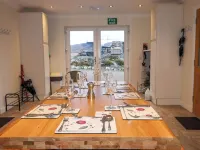 Tobson Hotels near Huisinis Beach