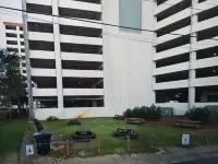 Shores of Panama Resort Các khách sạn gần Grandview East And West Condominiums