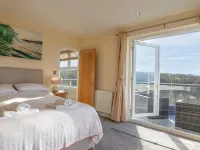 Hazelmere - Woolacombe-4 Bed-Sleeps 10-Tjshh Hotels in Woolacombe
