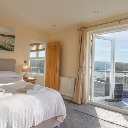 Hazelmere - Woolacombe-4 Bed-Sleeps 10-Tjshh
