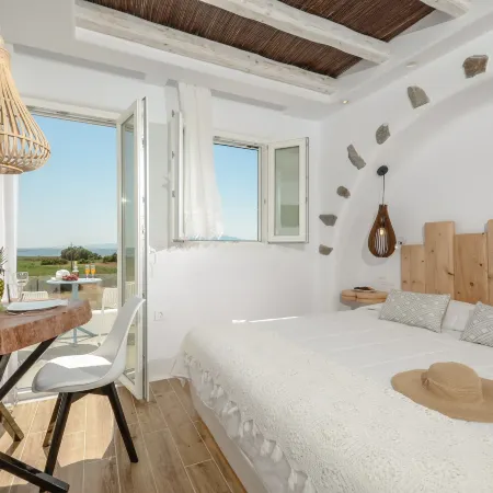 Naxos Island Escape Suites