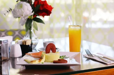 Hotel Capriccio Mare y Restaurante Отели в г. Баваро