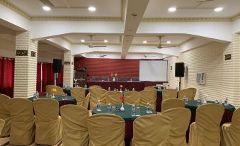 Hotel Saluja