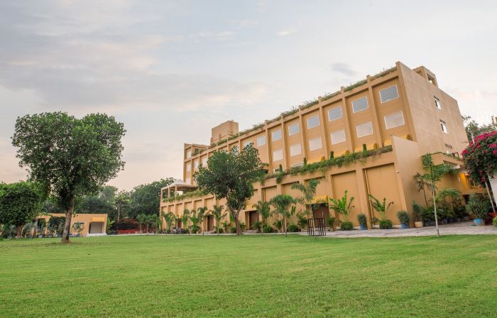 Hotel Lalita Grand Mathura- Vrindavan