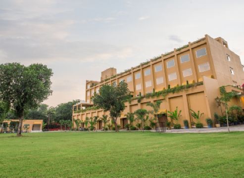 Hotel Lalita Grand Mathura- Vrindavan
