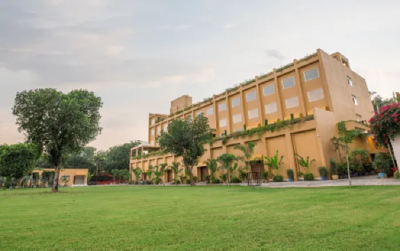 Hotel Lalita Grand Mathura- Vrindavan