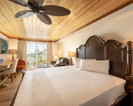 Grassy Flats Resort & Beach Club Hotels in Marathon