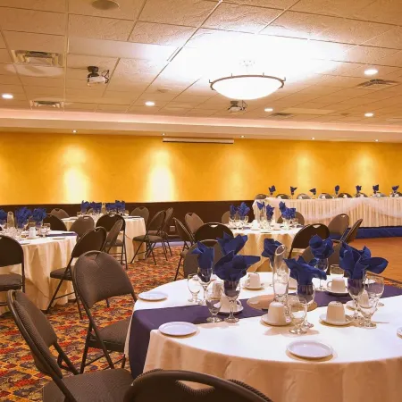 Park West Inn