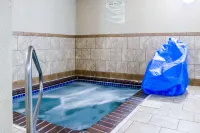 Clarion Pointe Sioux Falls Airport - Hot Tub