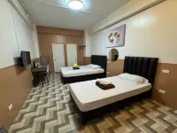 Franca Arcade near Quezon City Circle Hotel dekat Stasiun MRT Kamuning
