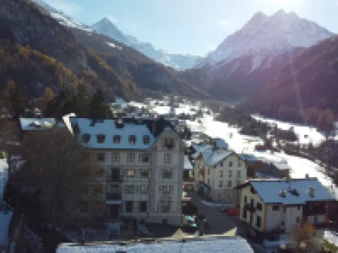 Studio Cosy au Centre du Village Hotels in Evolene