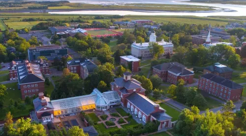 Acadia University Hotel di Canning