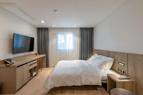 Qvist Hotel Hoteles en Dangjin