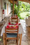 Manaeva Lodge - breakfast