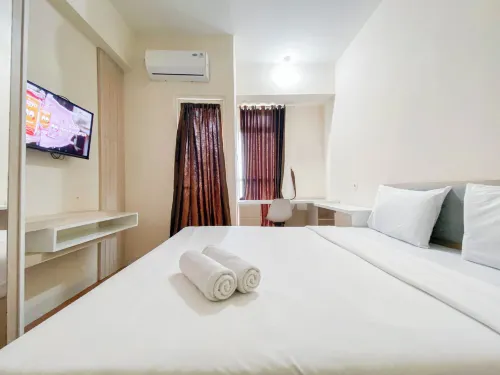 Best Price Studio Apartment Amartha View - 2 tähden