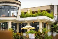Grotta Resort - parking