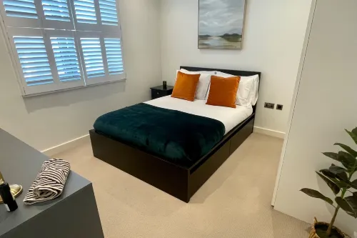 Stylish Modern Apartment in St Albans