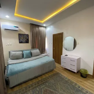 AZ KINGS HOTEL AND APARTMENT