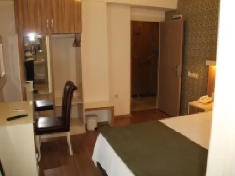 แกรนด์มาร์ดินี โรงแรม โรงแรมในเมร์ซีน