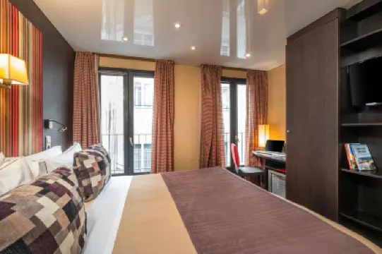 Hôtel du Vieux Saule Hotels near Le Marais