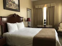 Hotel Senator Hotels in Саскатун