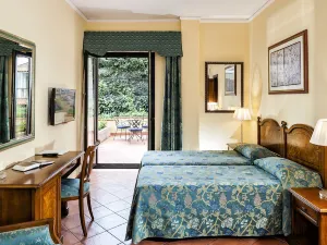 Hotel Sirius
