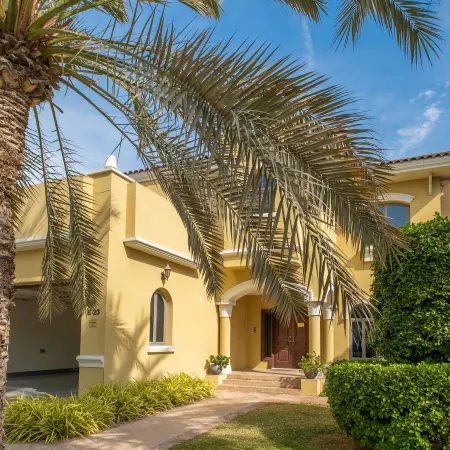 Lux | the Ocean Pearl Villa