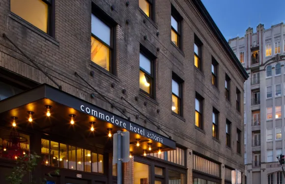 阿斯託里亞賽琳娜准將酒店