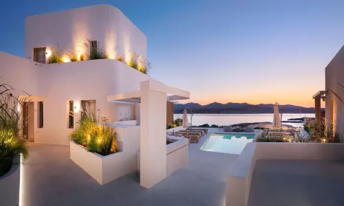 White Pebble Suites