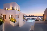 White Pebble Suites - Luxury