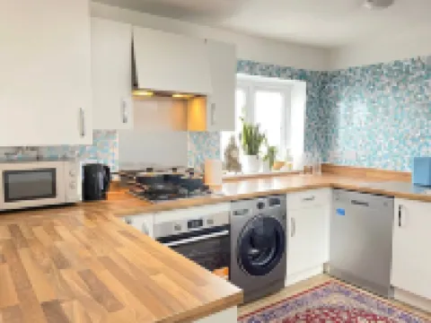 Impeccable 2 Bedroom House in Bicester Hotels in Bicester