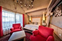 Hôtel Alpina & Spa - Restaurant Oxalis Hotels in Les Gets