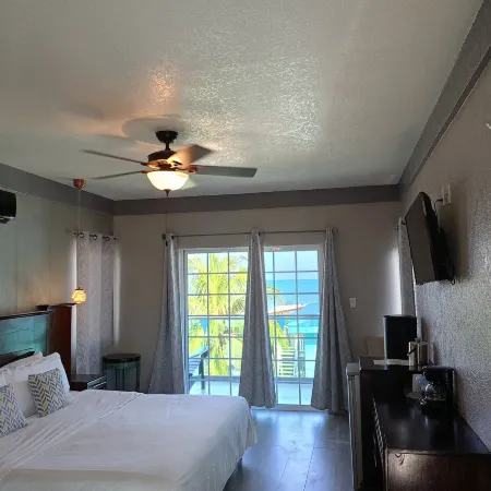 Barefoot Caye Caulker Hotel Hotels in Caye Caulker