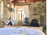 Sari KEÇİ TAŞ Otel Hotels in Gokceada